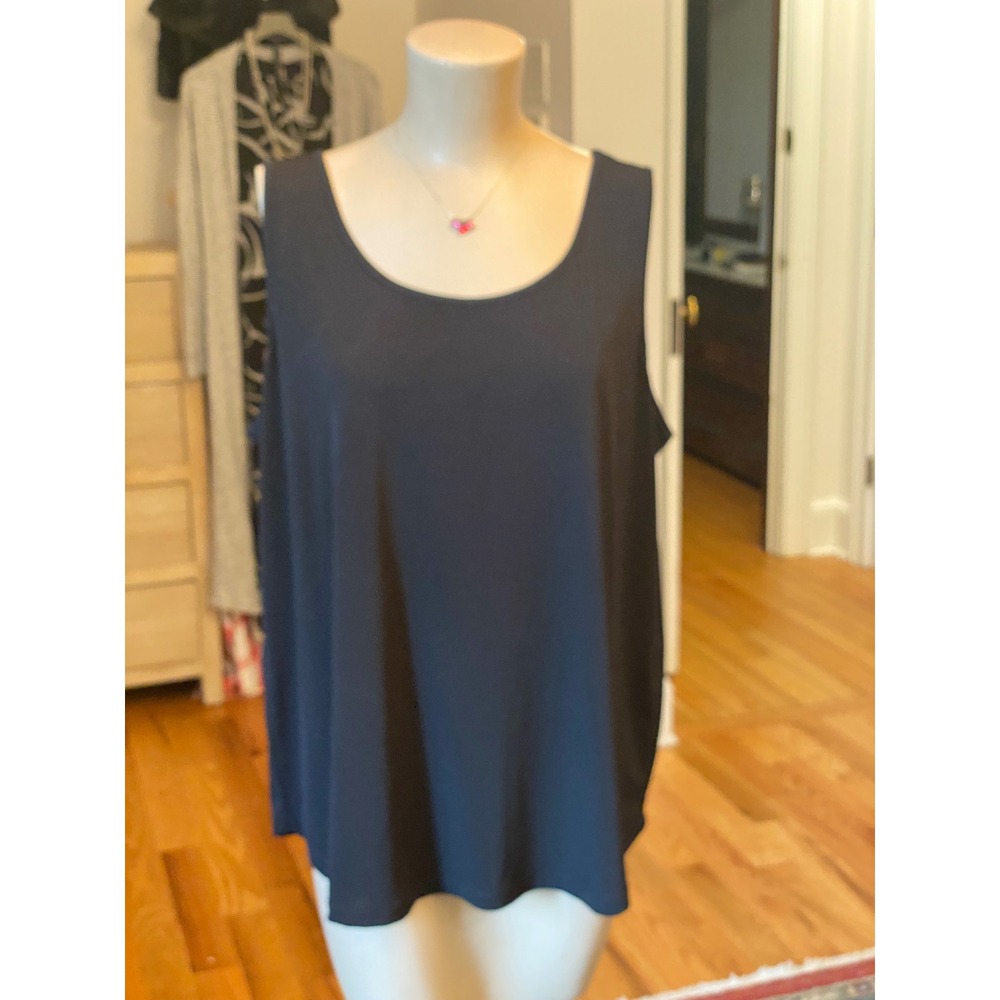 Chicos Women Black Scoop Neck Sleeveless‎ Tank Top Stretch Jersey Shell